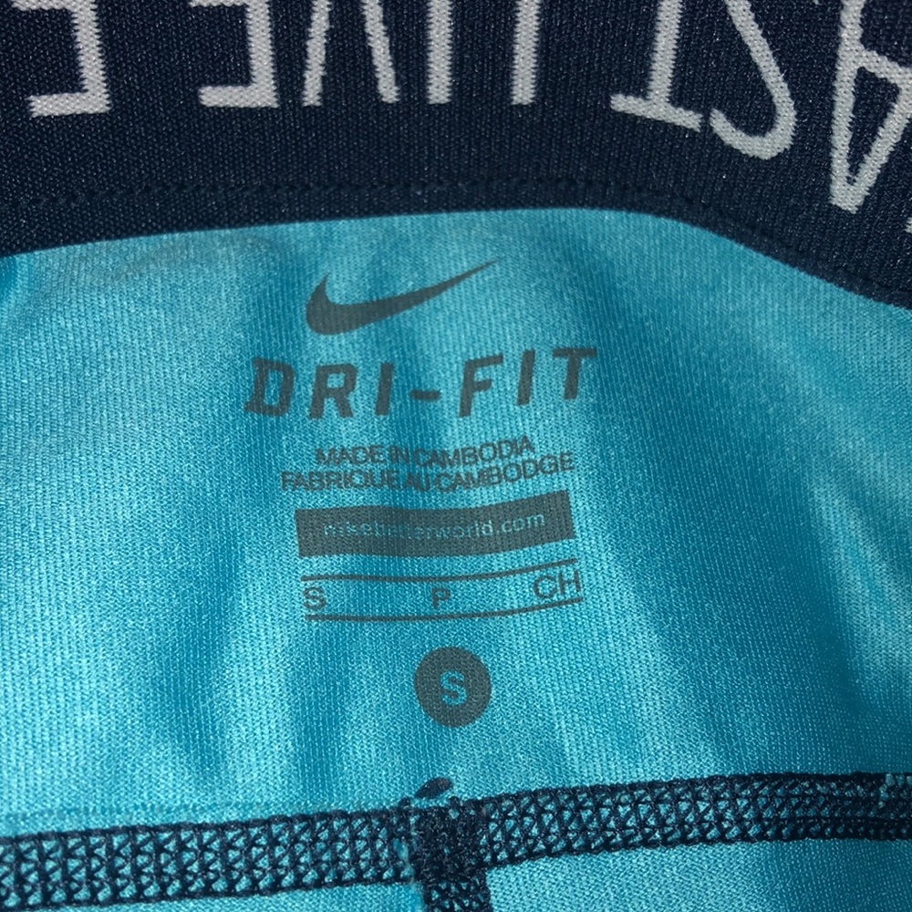Nike Running Dri-Fit Capri Leggings, Small - Picture 5 of 6